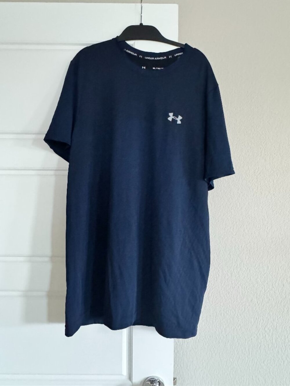 Under Armour Seamless Tee Men’s XL Navy Blue